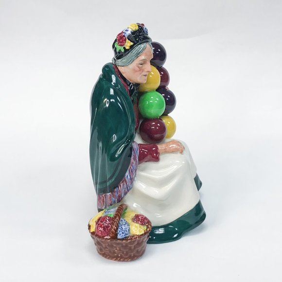 Royal Doulton 1929-1998 "The Old Balloon Seller" Figurine, HN1315 - Picture 5 of 10